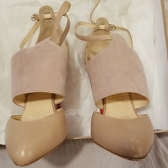 Christian Louboutin - Picture 9 of 12